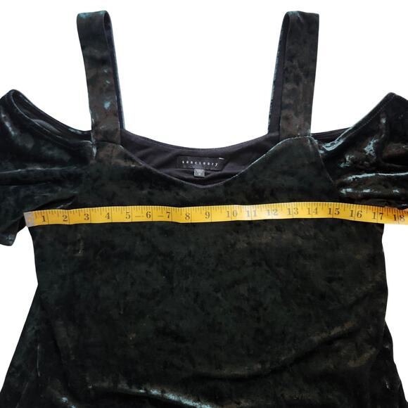 Sanctuary Green Crushed Velvet Cold Shoulder Top Size Small - Picture 7 of 8